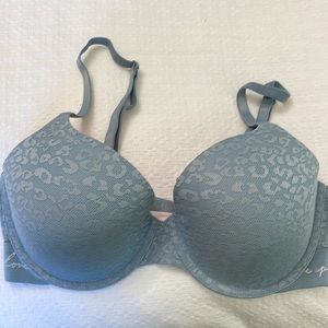 Wear everywhere lightly lined bra
